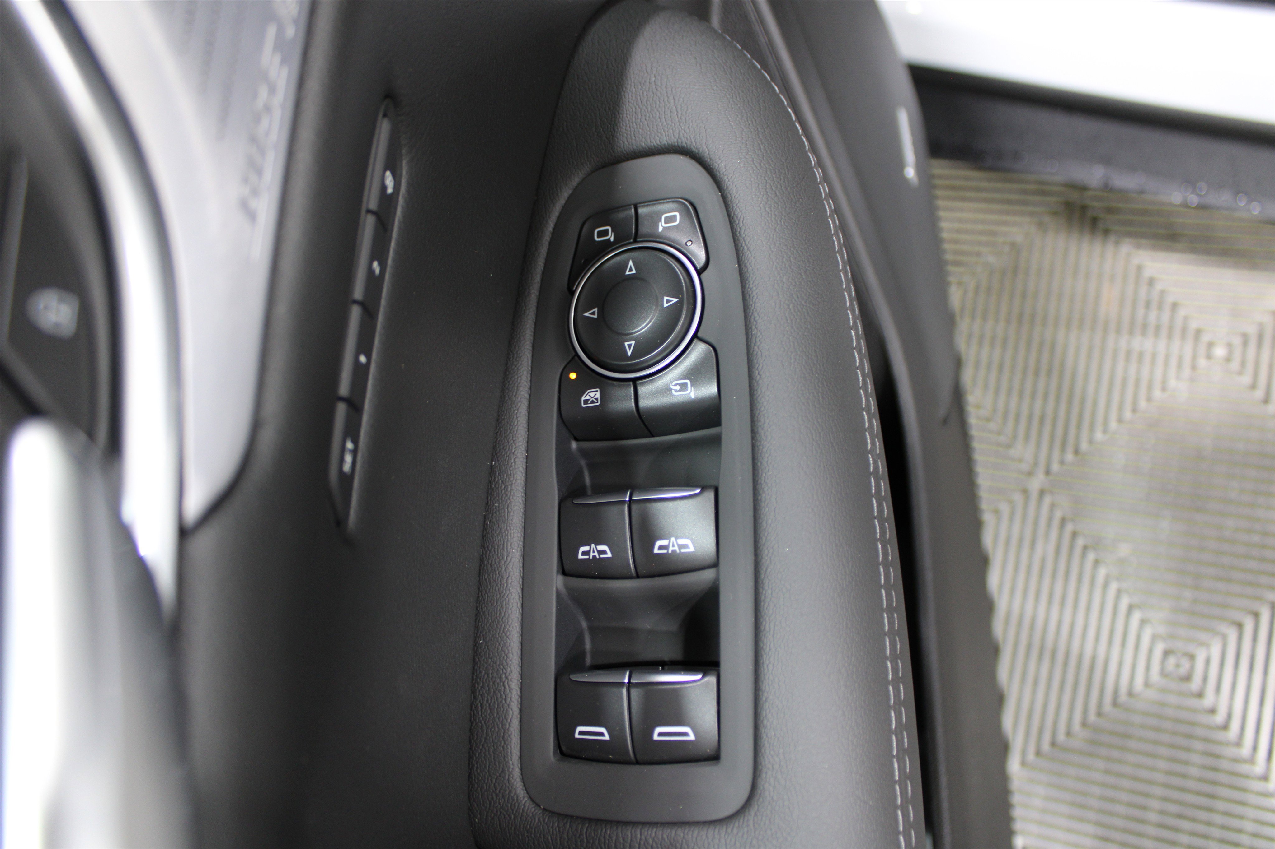 2025 Cadillac XT5 Sport photo 5