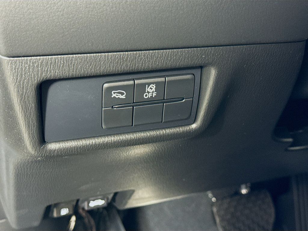 2025 Mazda CX-5 2.5 Select photo 10