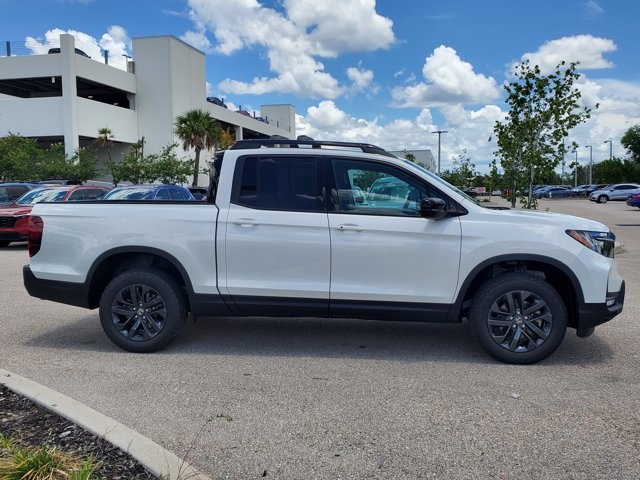 2025 Honda Ridgeline Sport photo 3