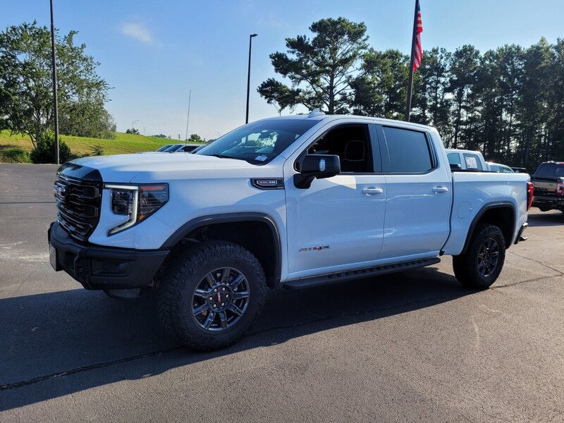 2024 Gmc Sierra 1500 AT4X photo 4