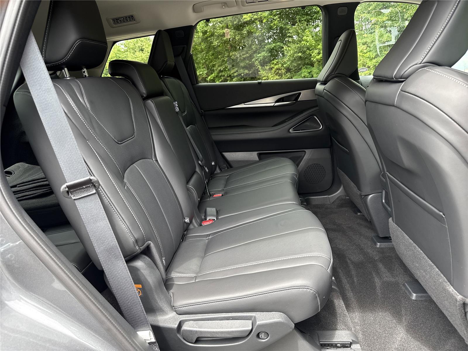 2025 Infiniti QX60 Luxe photo 24