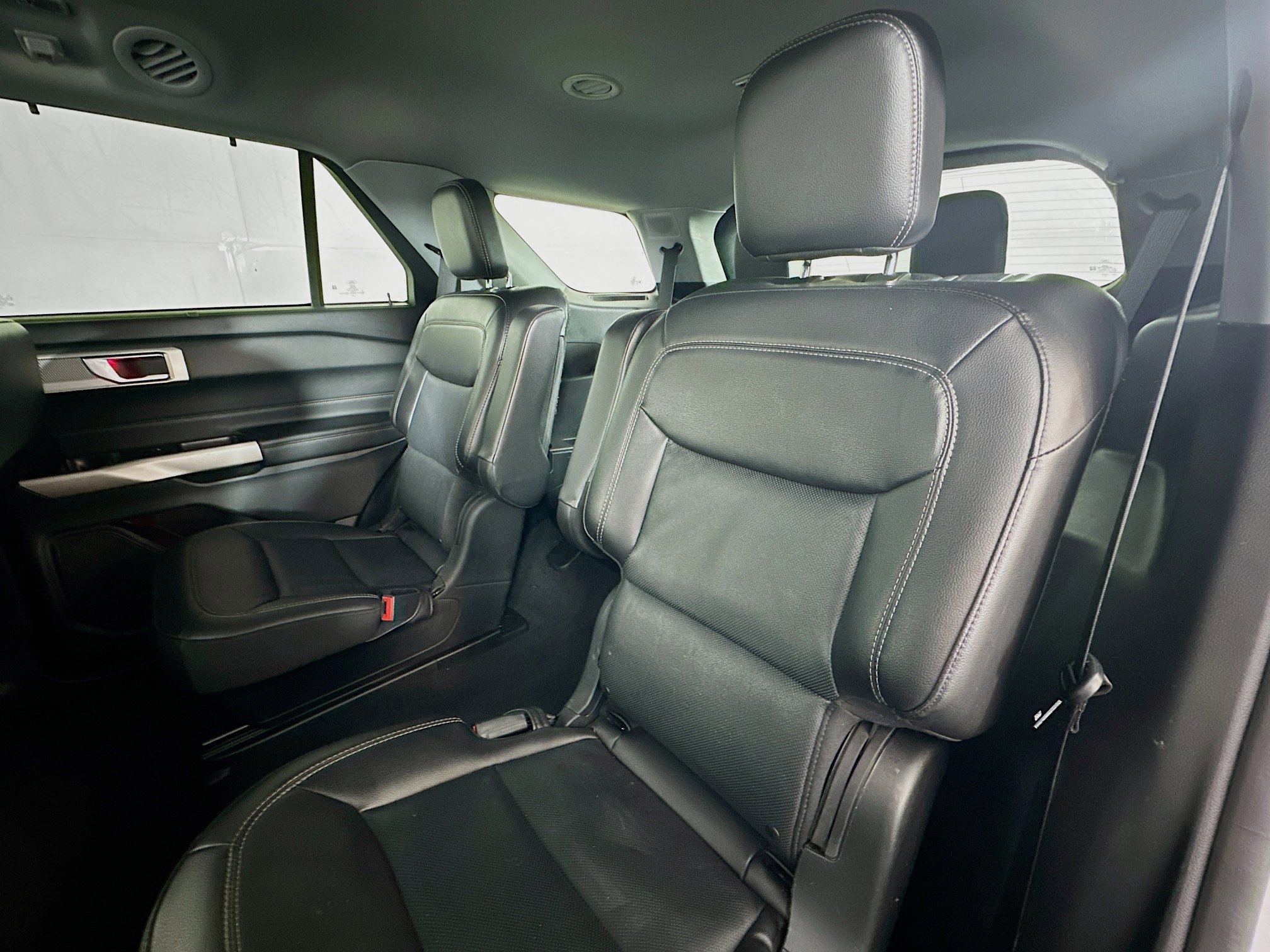 2023 Ford Explorer Limited photo 22