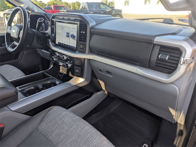 2022 Ford F-150 XLT photo 31