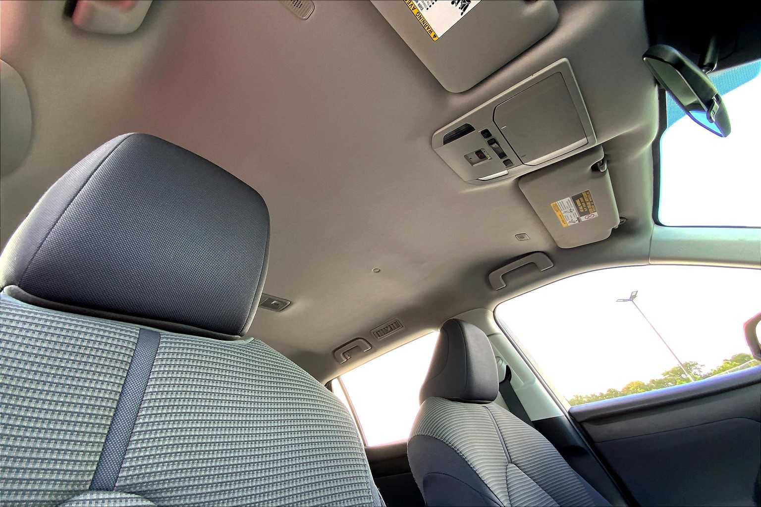2024 Toyota Highlander LE photo 13