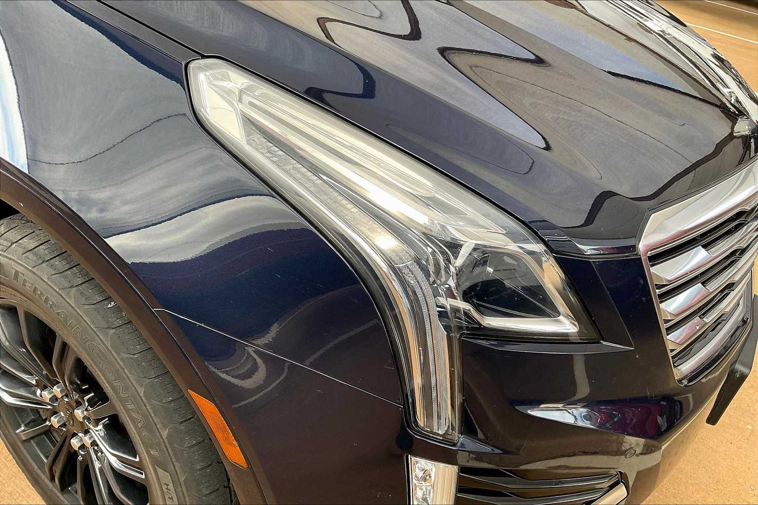 2017 Cadillac XT5 Luxury photo 25