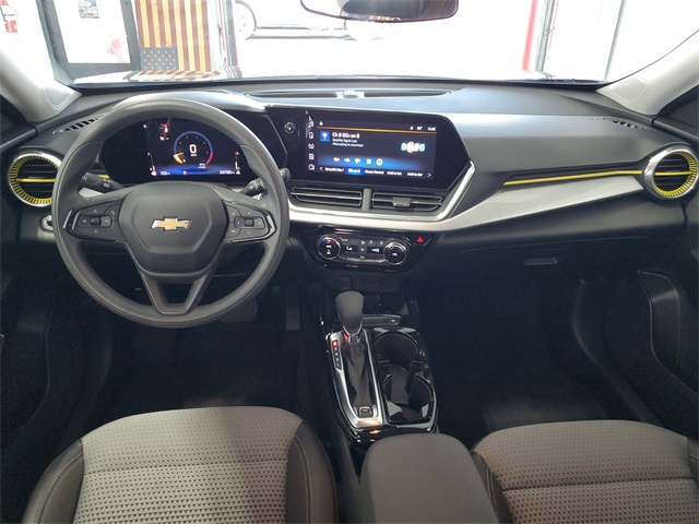 2024 Chevrolet Trax LT photo 23