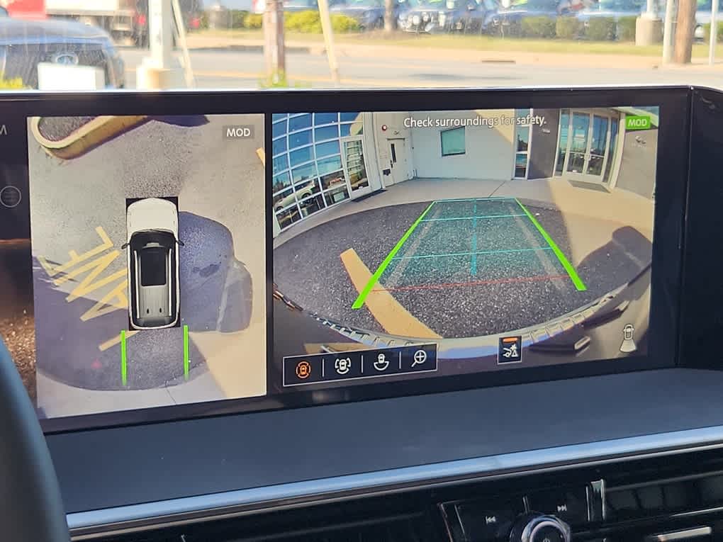2026 Infiniti QX80 Sensory photo 14