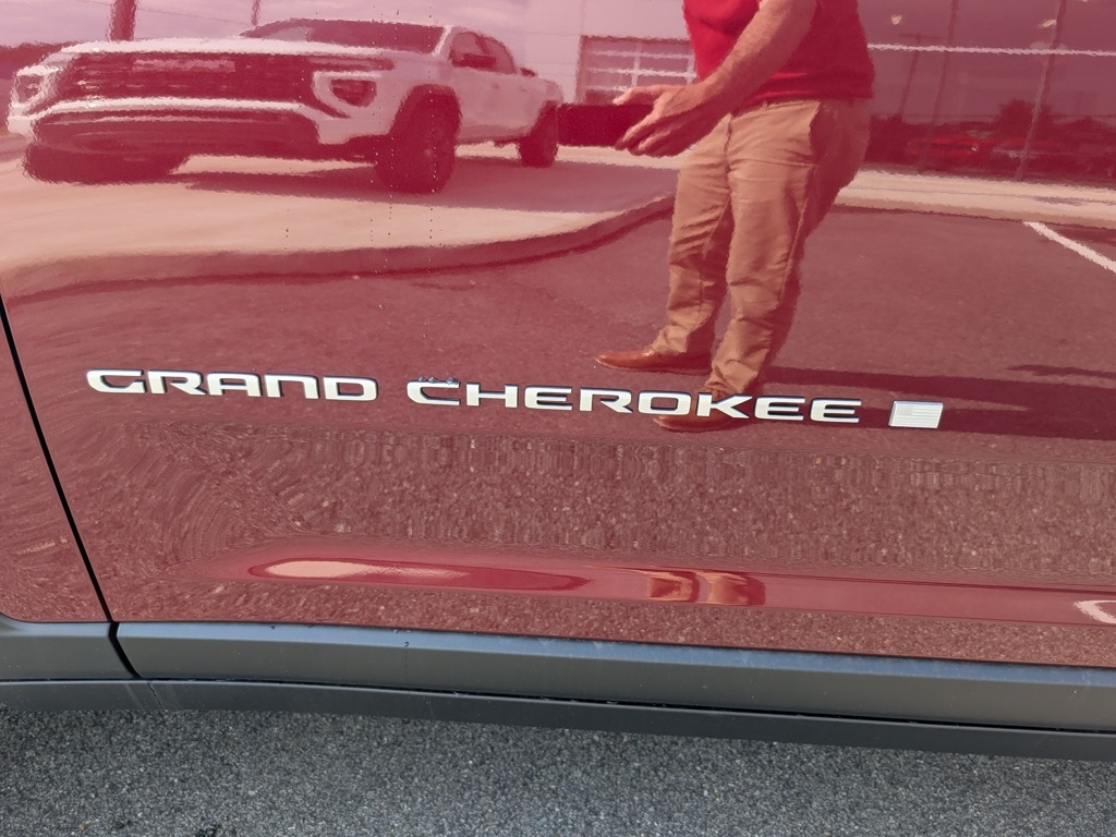 2025 Jeep Grand Cherokee L photo 10