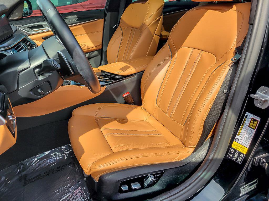 2021 BMW M550I - Image 12