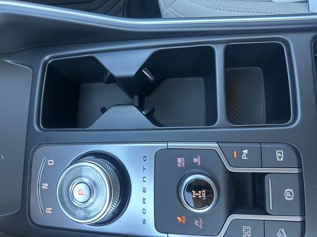 2025 Kia Sorento Hybrid EX photo 29