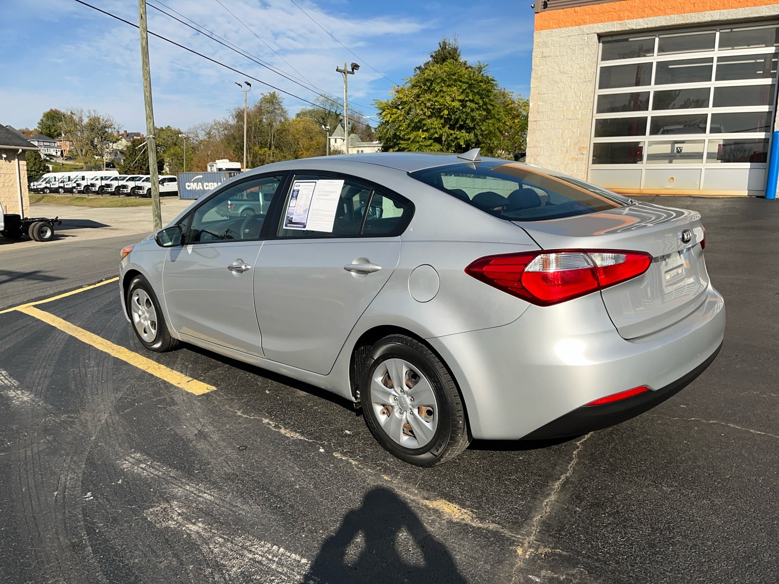 Used 2016 Kia Forte LX with VIN KNAFK4A60G5617598 for sale in Waynesburg, PA