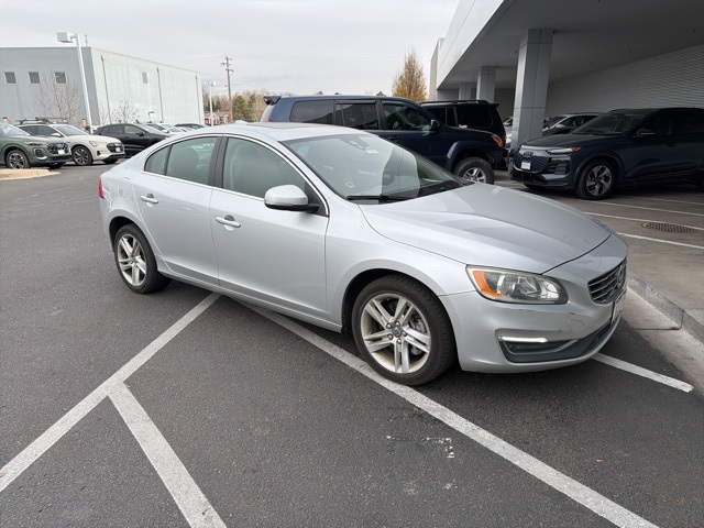 2015 Volvo S60 T5 Premier photo 2