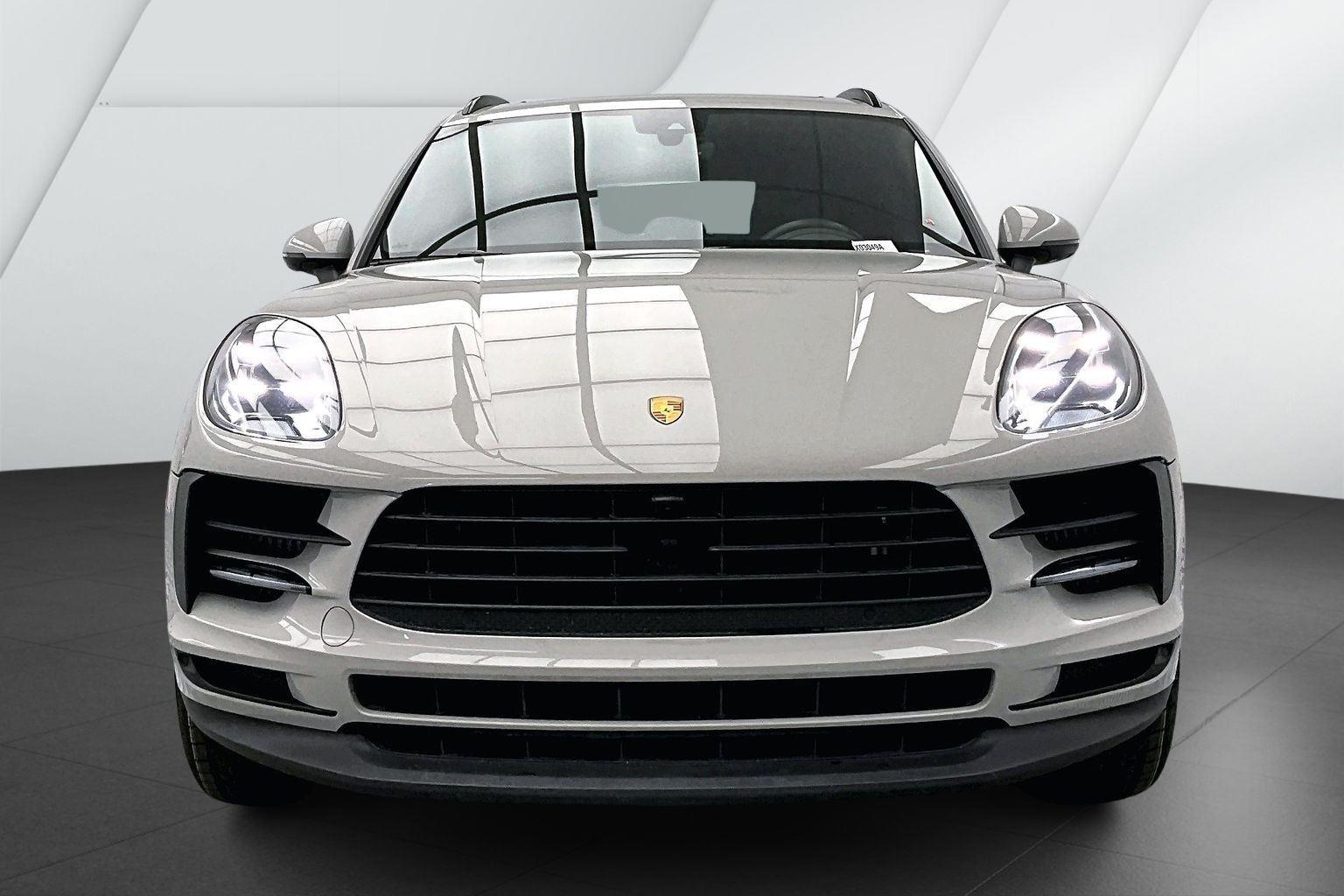 2021 Porsche Macan S photo 2
