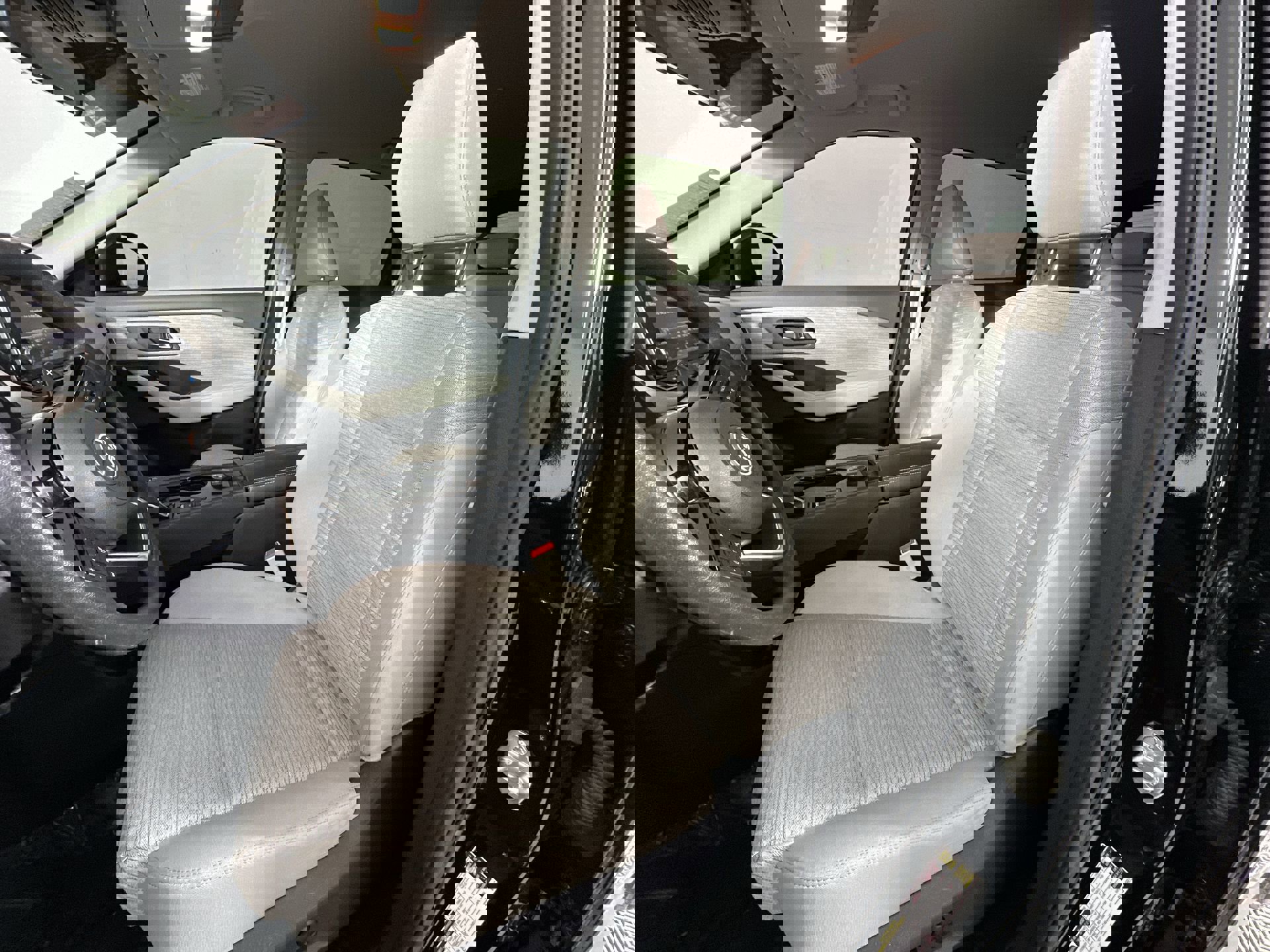 2023 Nissan Rogue SV photo 10
