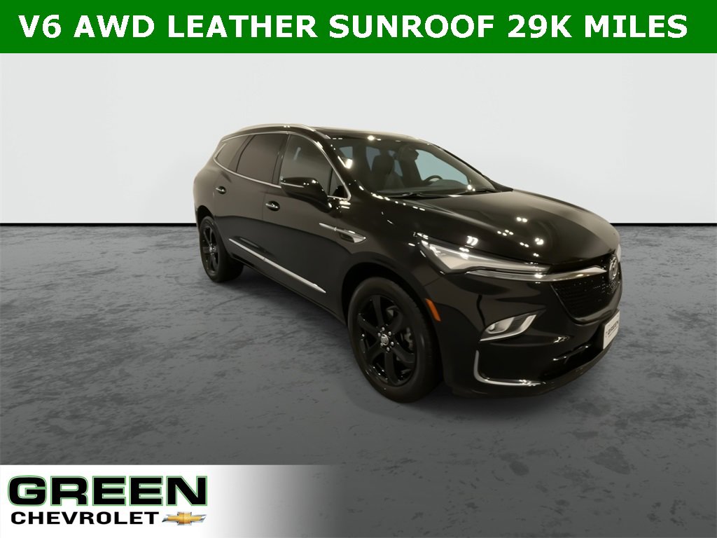 2023 Buick Enclave Essence photo 2