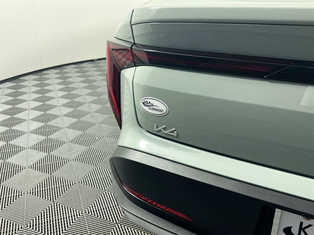 2025 Kia K4 LXS photo 4