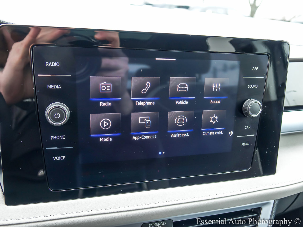 2025 VOLKSWAGEN TAOS - Image 13