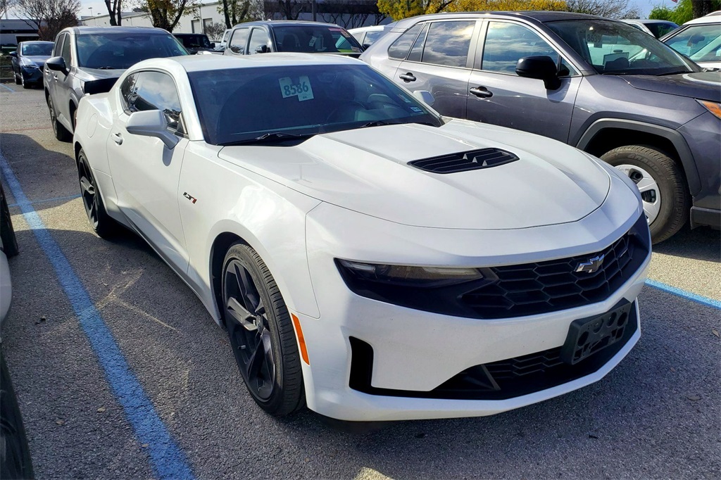 2022 Chevrolet Camaro LT1's photo