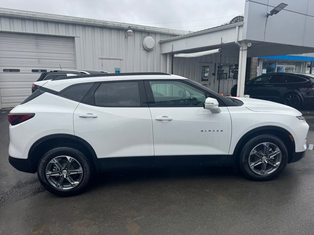 2024 Chevrolet Blazer 3LT photo 6