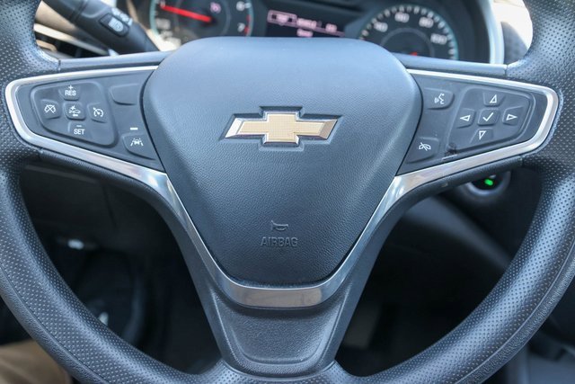 Used 2023 Summit White Chevrolet LT image 25