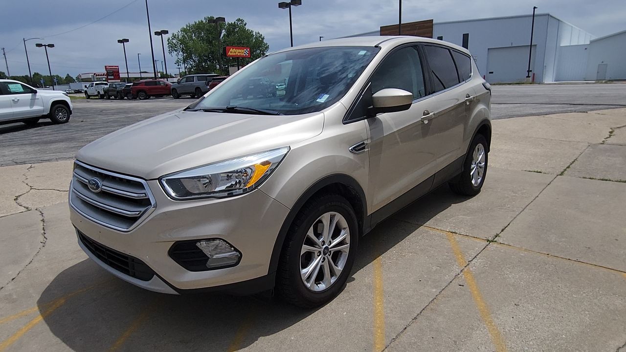 2017 Ford Escape SE photo 4