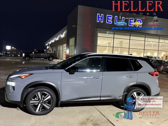 2025 Nissan Rogue SL's photo