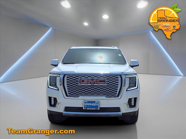 2023 Gmc Yukon XL Denali photo 3