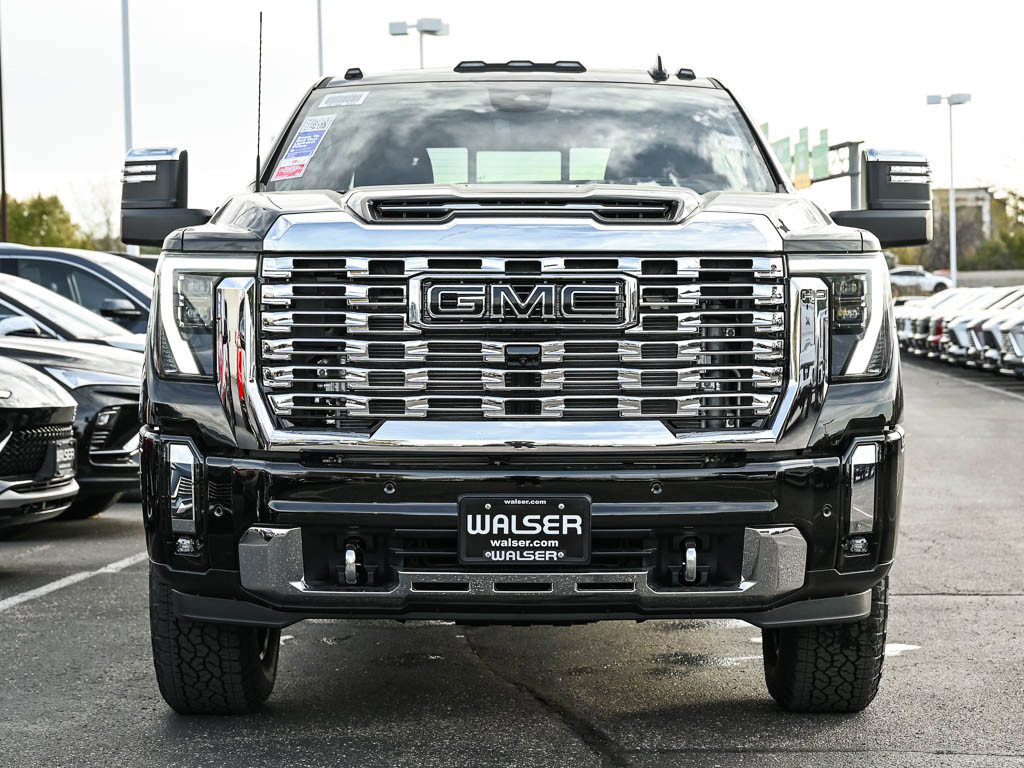 2026 Gmc Sierra 3500 HD Denali photo 2