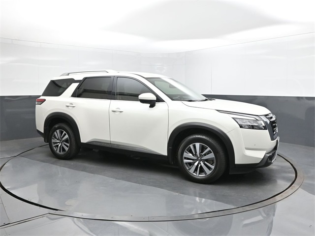 2022 Nissan Pathfinder SL photo 15
