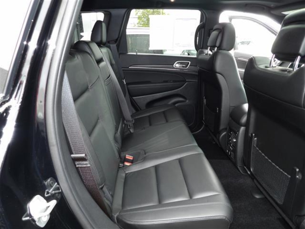 2022 Jeep Cherokee Limited photo 17