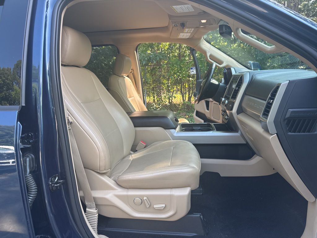 2019 Ford F-250 Lariat photo 10