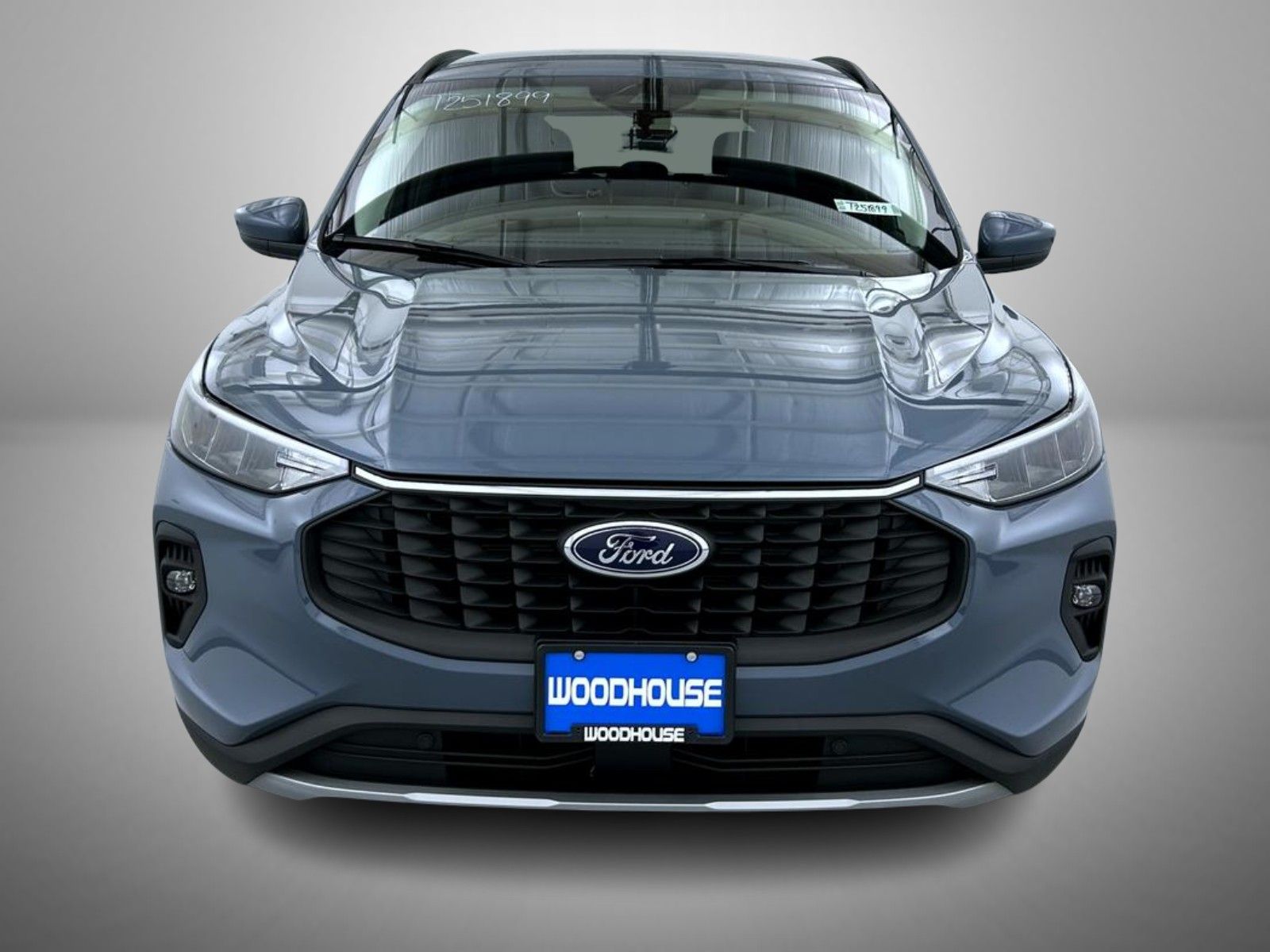 2025 Ford Escape Plug-In Hybrid Sport photo 2