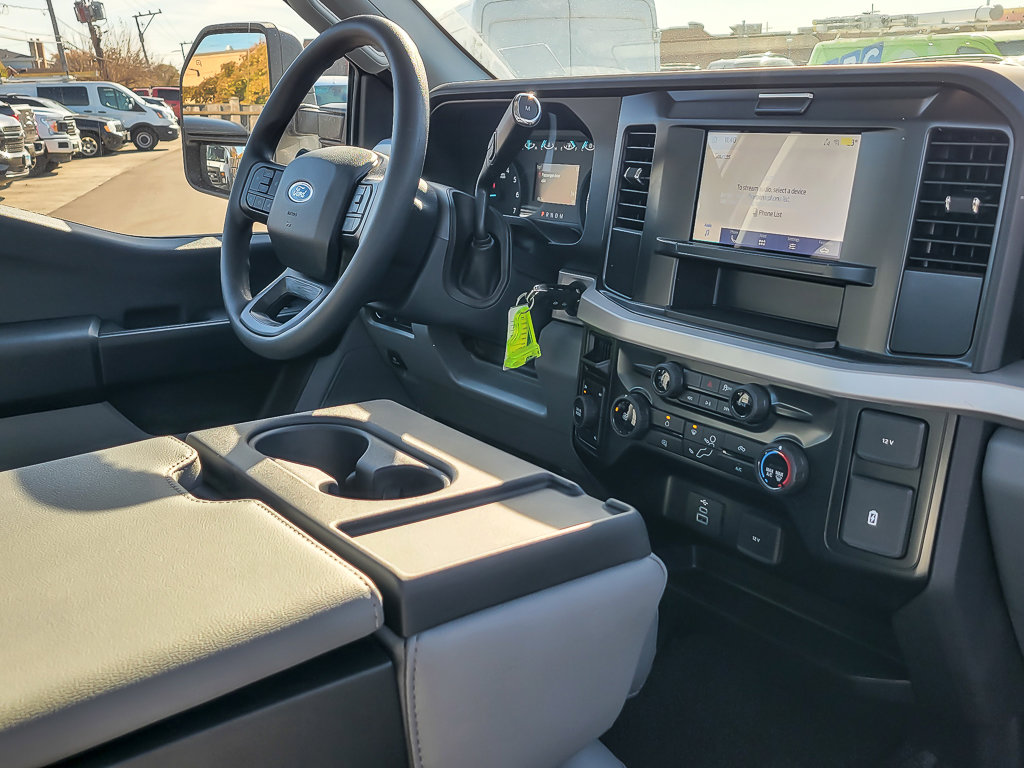 2026 FORD F-250 - Image 24