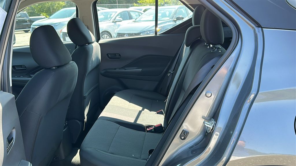 2025 Nissan Kicks Play S photo 22