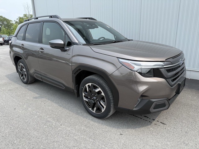 2025 Subaru Forester Limited's photo