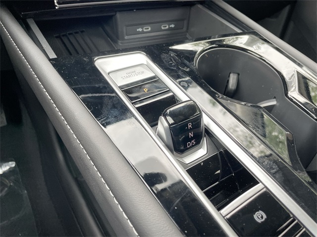 2025 Volkswagen Atlas SE Technology photo 24