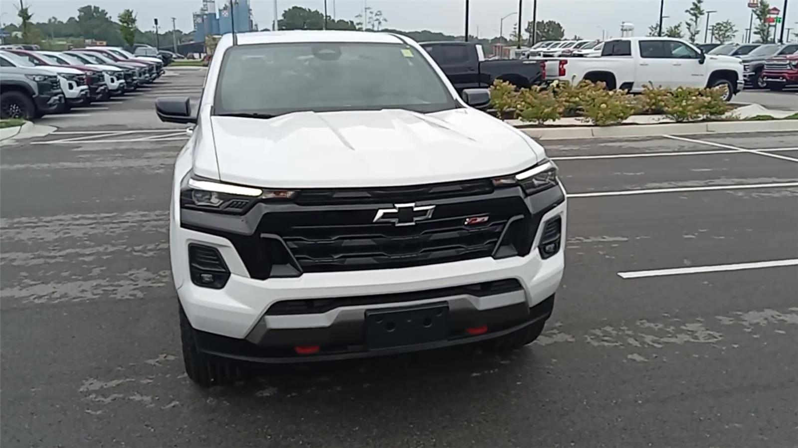 2026 Chevrolet Colorado Z71 photo 3