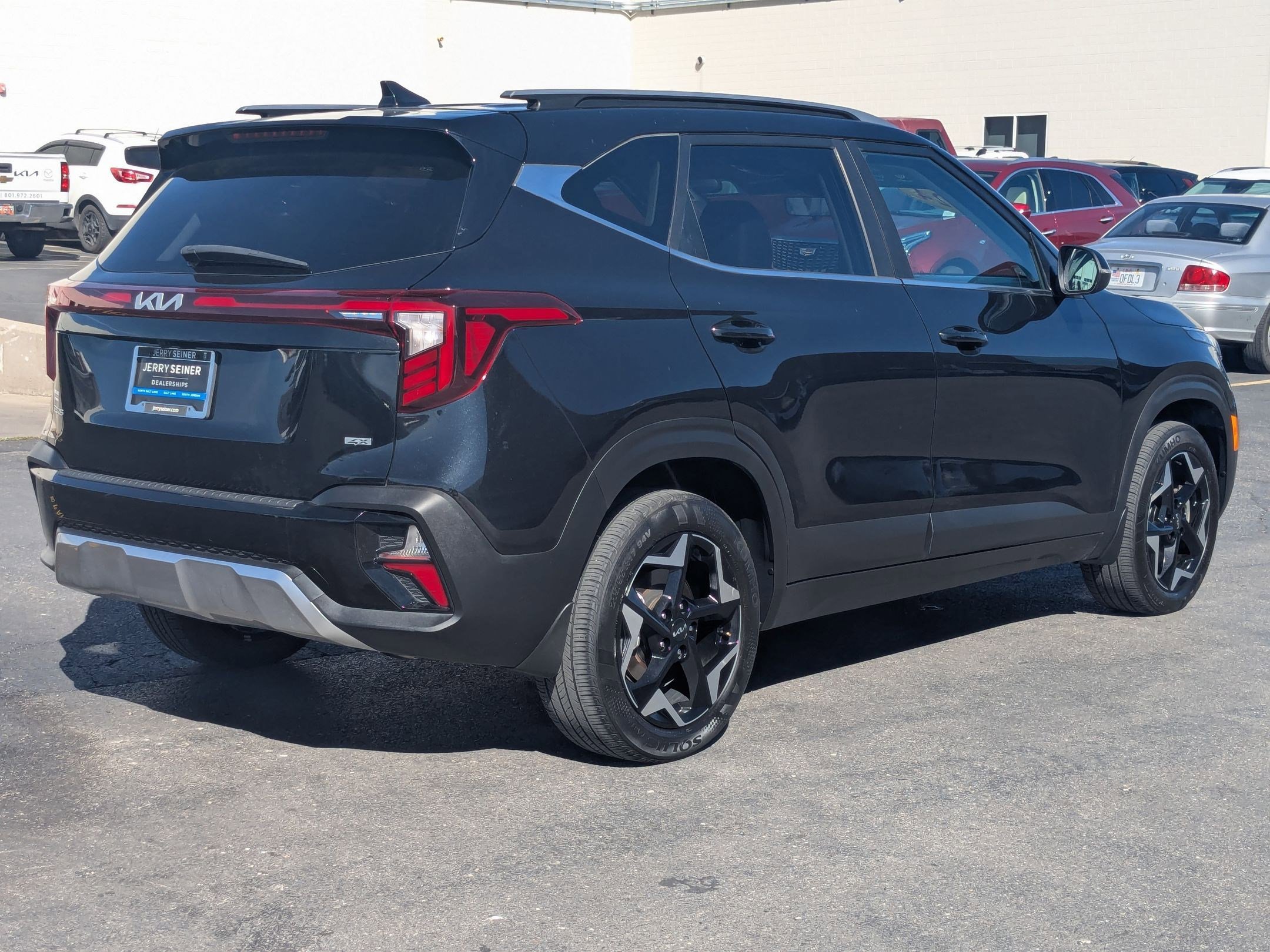 2024 Kia Seltos EX photo 4
