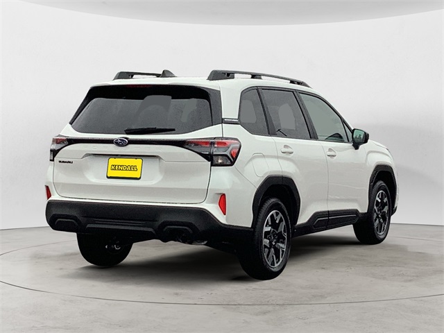 2025 Subaru Forester Premium photo 4