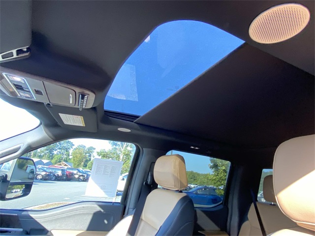 2024 Ford F-350 Lariat photo 22