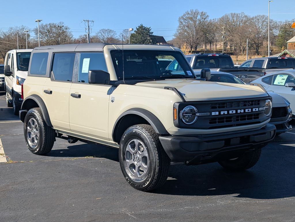2025 Ford Bronco Big Bend photo 2