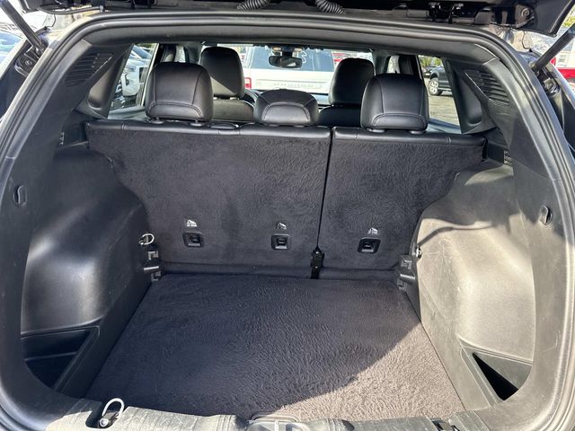 2024 Jeep Compass Latitude photo 8
