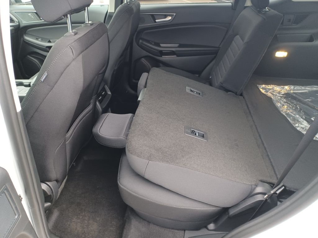 2024 Ford Edge SE photo 15