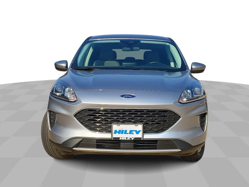 2021 Ford Escape SE photo 3