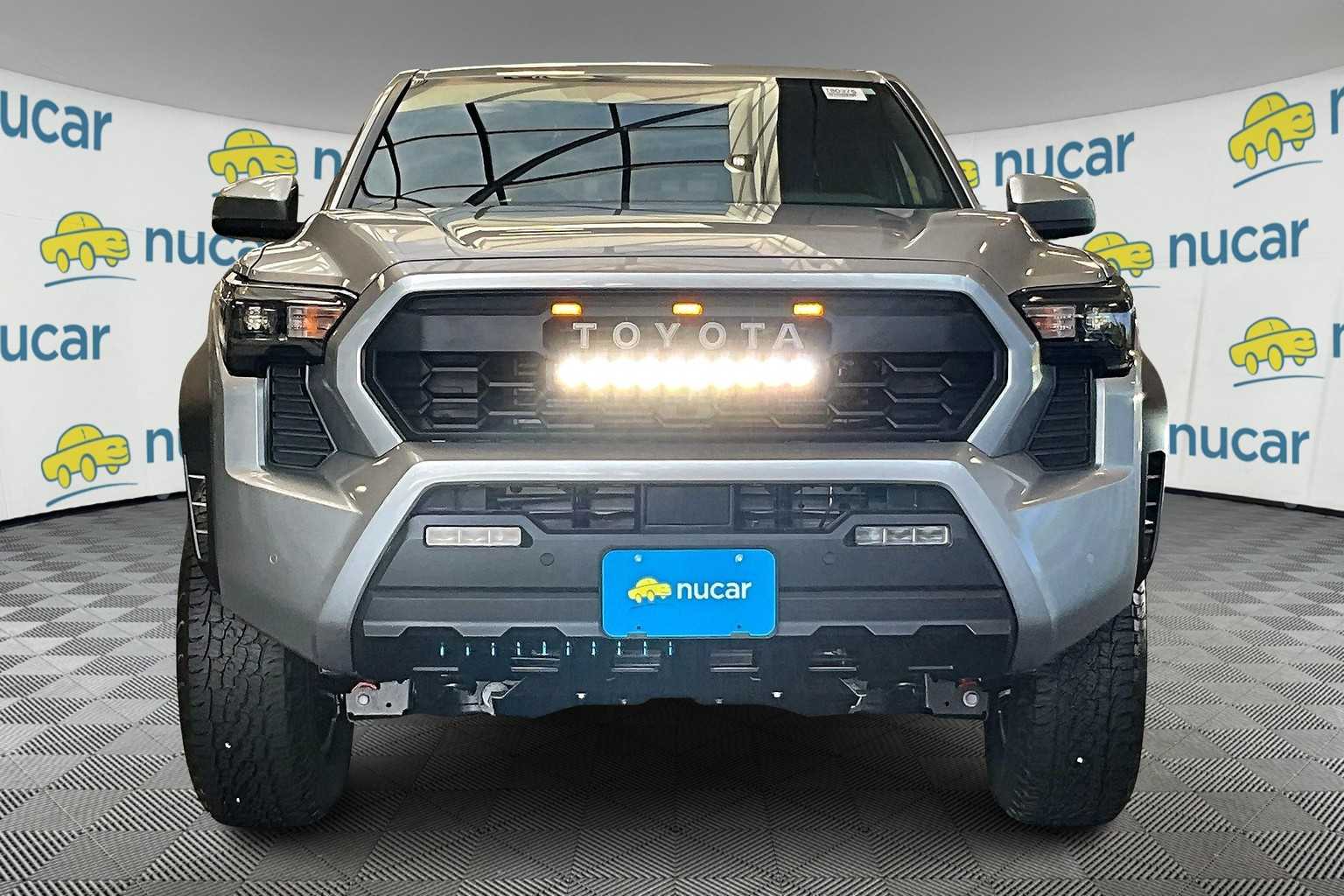 2025 Toyota Tacoma TRD Off-Road 4x4 Double Cab photo 2