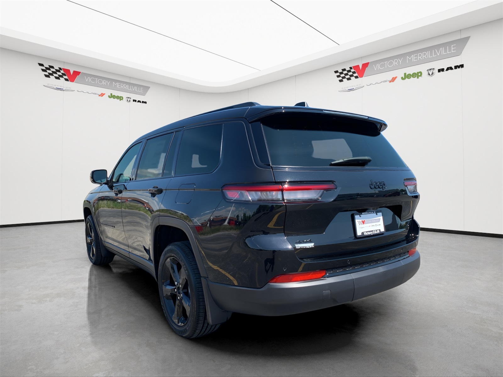 2025 Jeep Grand Cherokee Altitude X photo 2