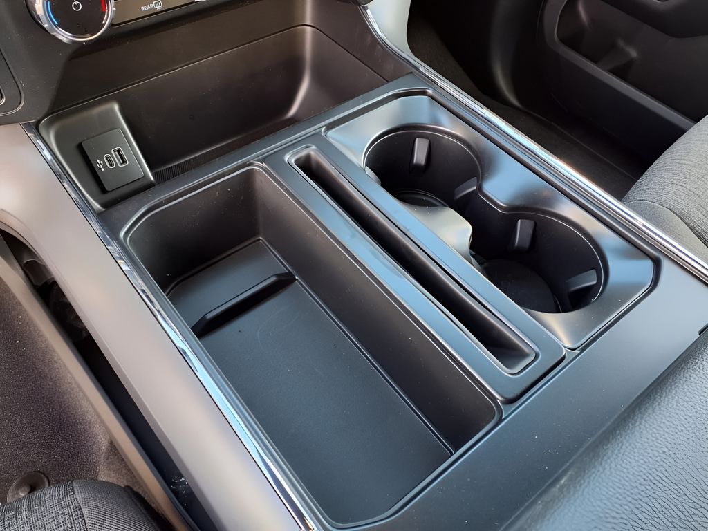 2025 Ford F-150 XLT photo 24