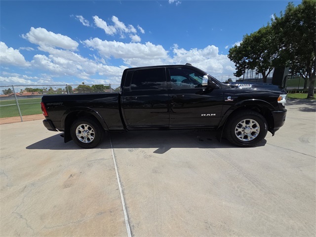 2019 Ram 2500 Laramie photo 8