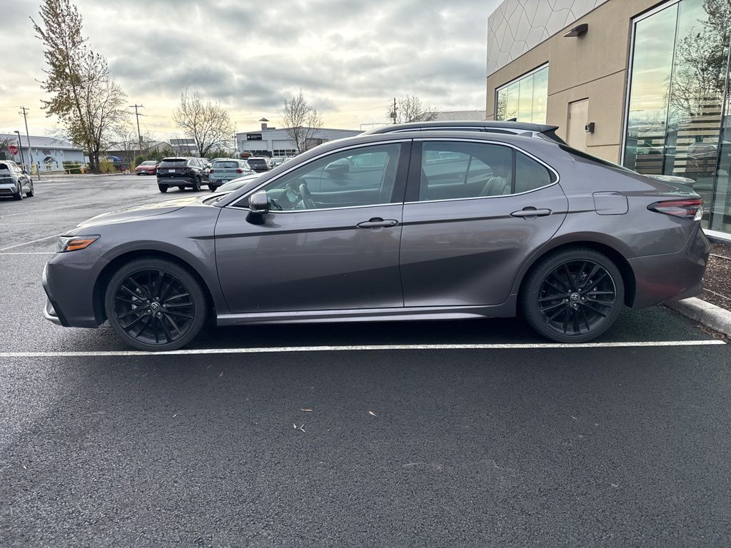 2024 Toyota Camry XSE photo 3