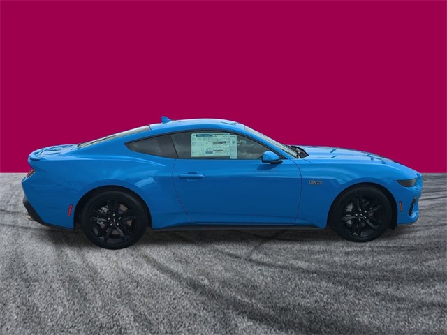 2025 Ford Mustang GT photo 3